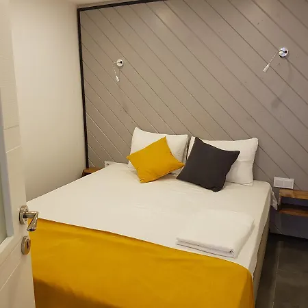 & Aparthotel *