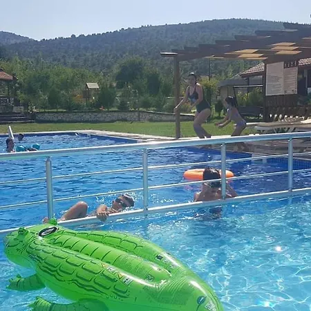 & * Tefenni